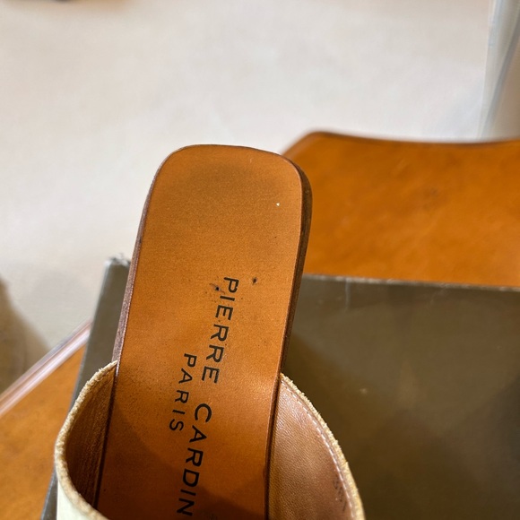 Pierre Cardin Cream and Brown Platform Sandals Vintage - Picture 2 of 3